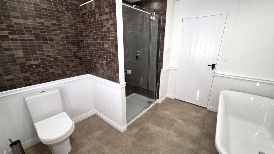 25 Ballybentragh Road