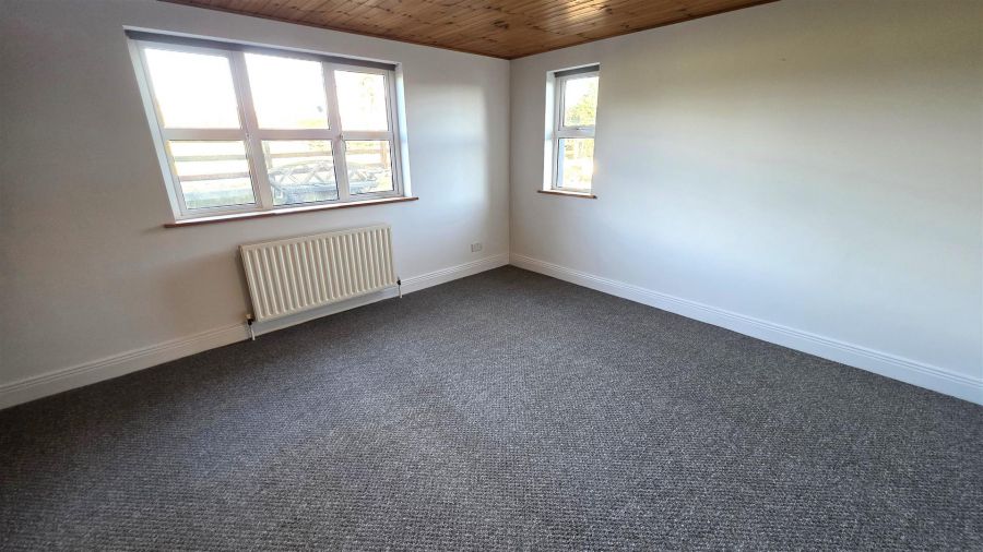 25 Ballybentragh Road