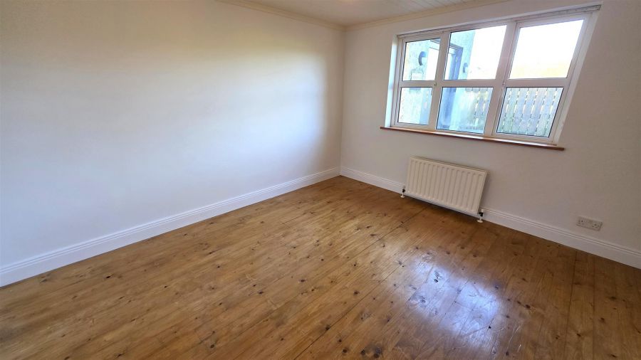 25 Ballybentragh Road