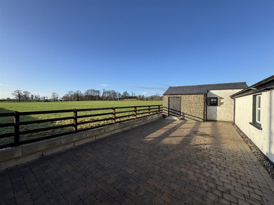 25 Ballybentragh Road