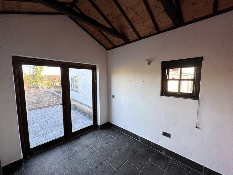 25 Ballybentragh Road