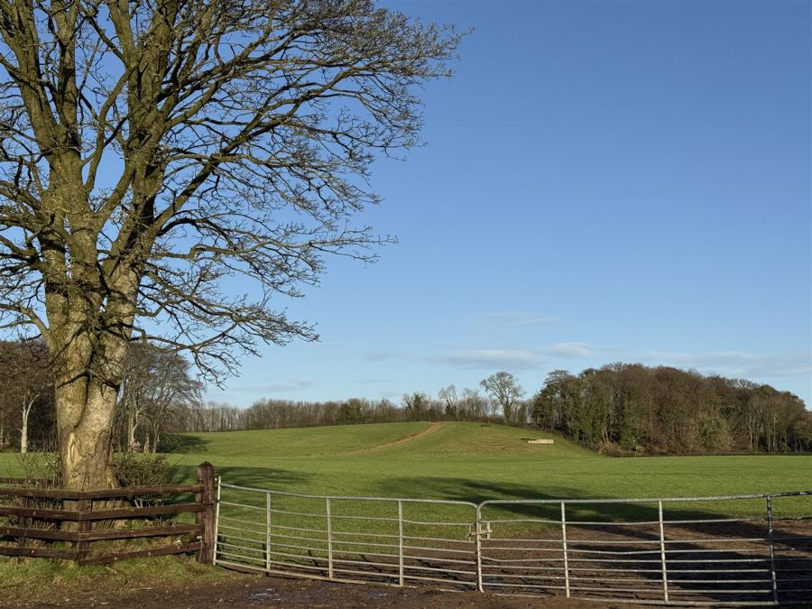 25 Ballybentragh Road