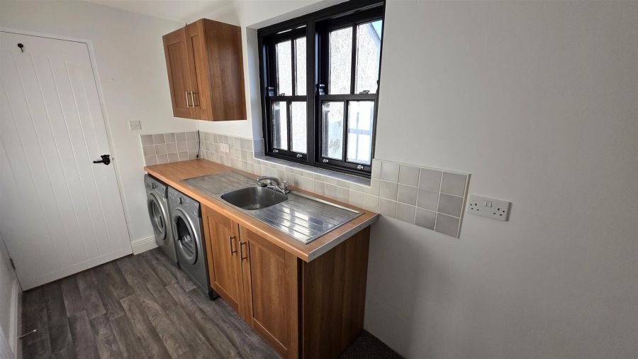 25 Ballybentragh Road