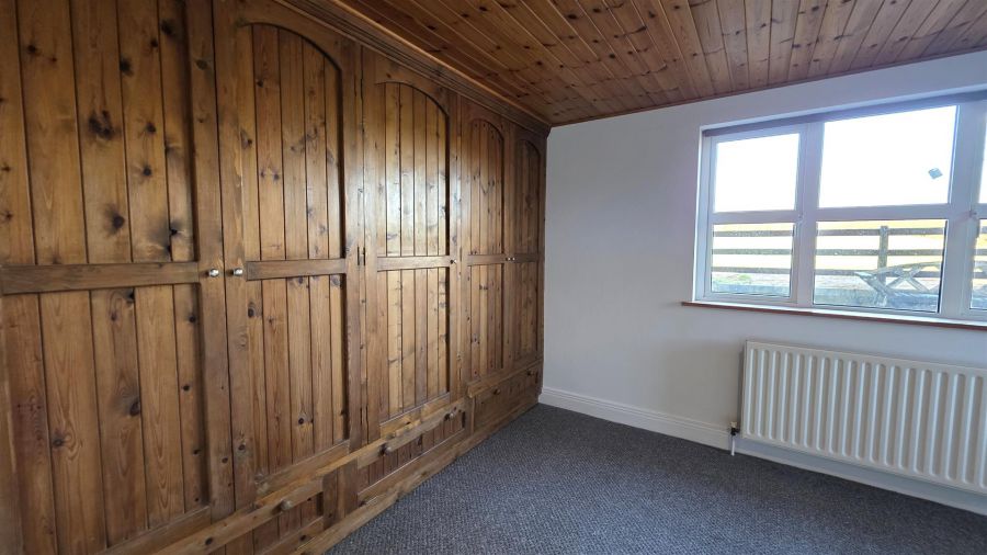 25 Ballybentragh Road