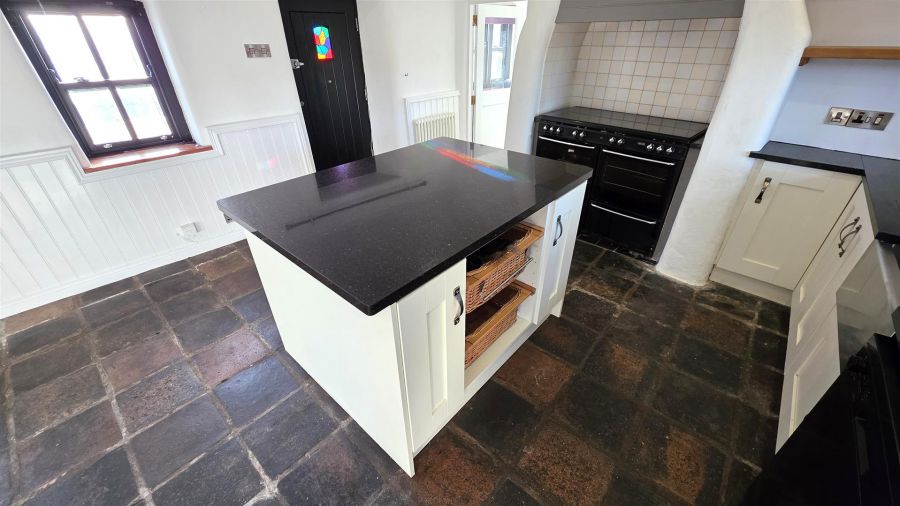 25 Ballybentragh Road