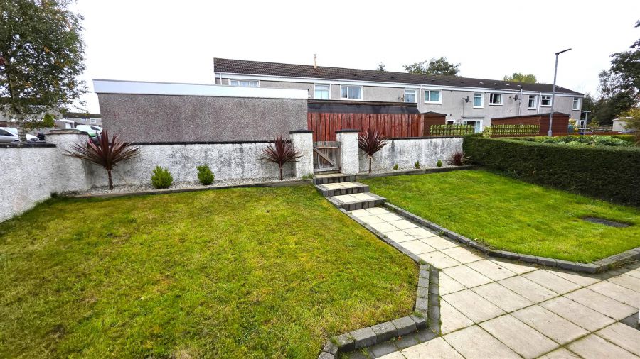 126 Caulside Park