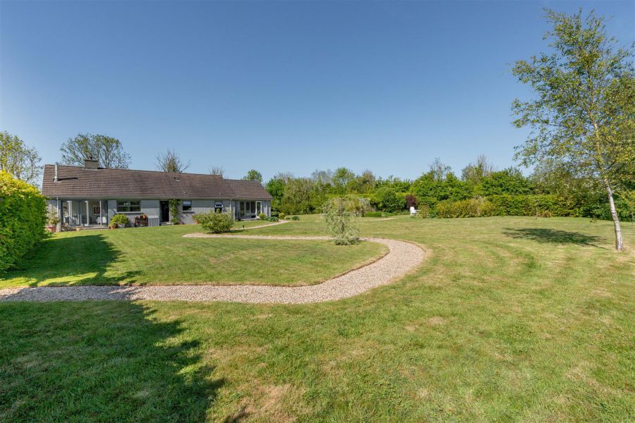 37 Lisnataylor Road