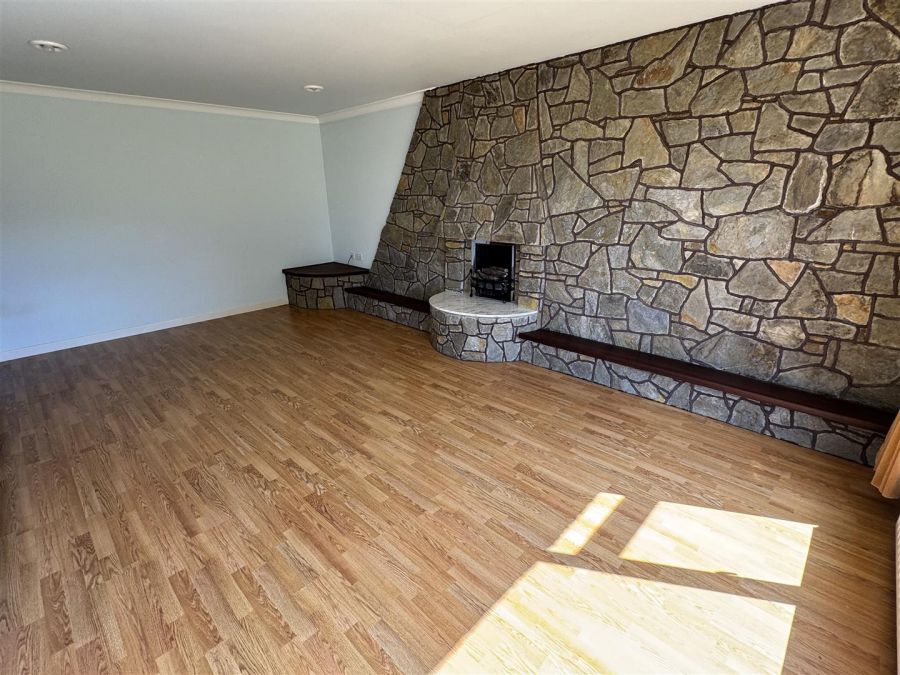 212 Lylehill Road