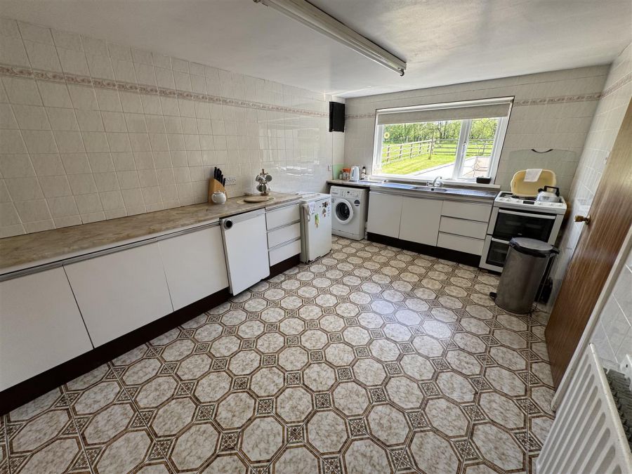 212 Lylehill Road