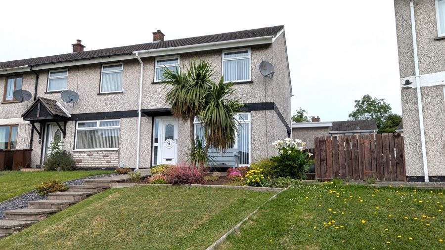 15 Hawkswood