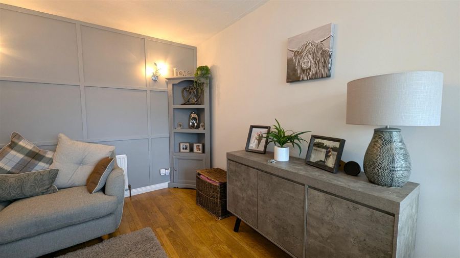 15 Hawkswood