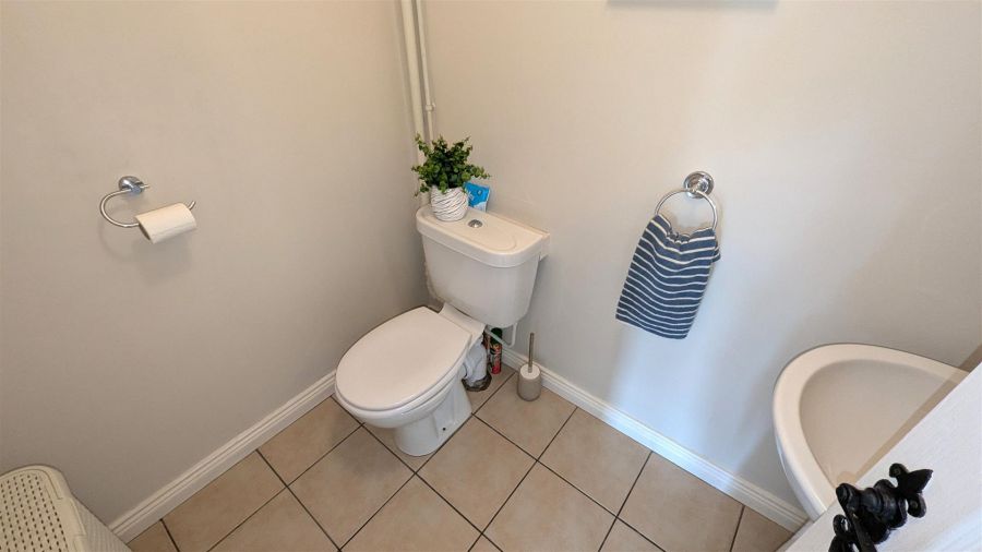 15 Hawkswood
