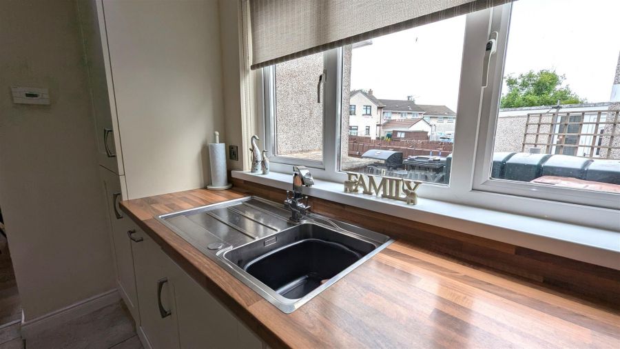 15 Hawkswood