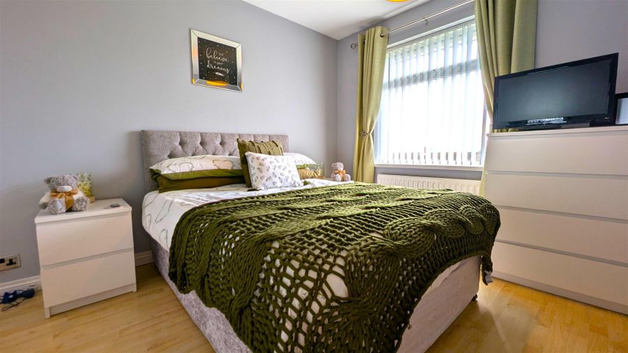 15 Hawkswood