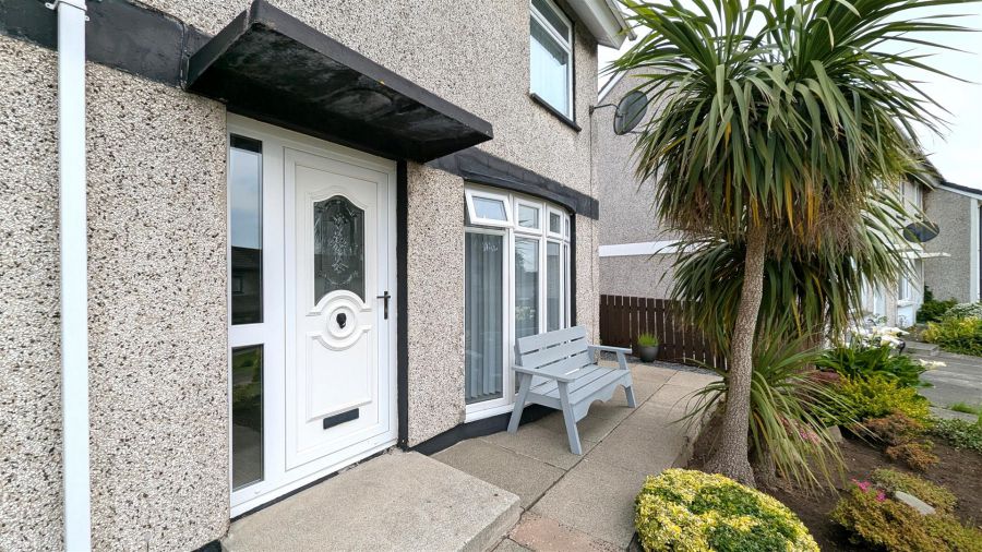 15 Hawkswood