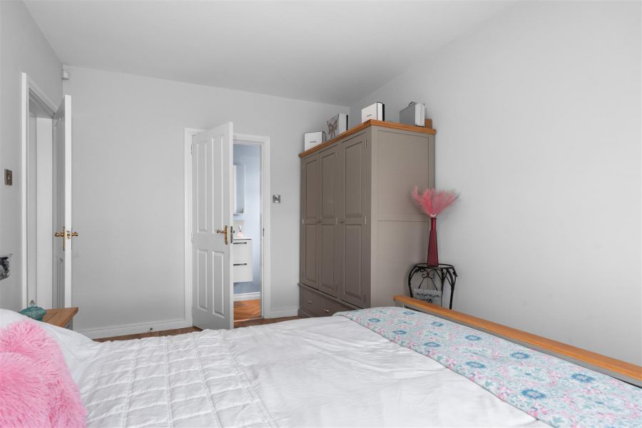 14 Grove Heights