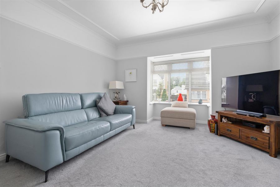 14 Grove Heights