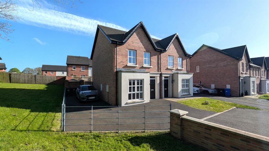 12 Ballyveigh Mews