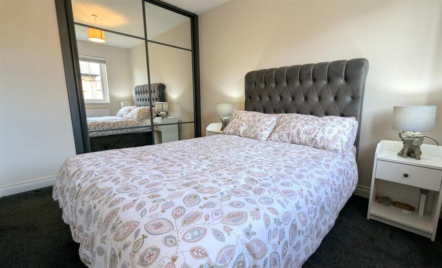 12 Ballyveigh Mews