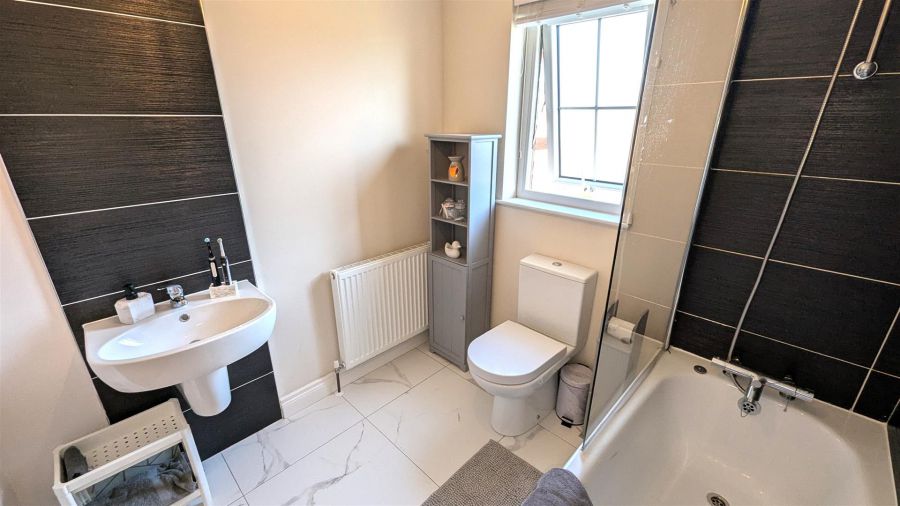 12 Ballyveigh Mews