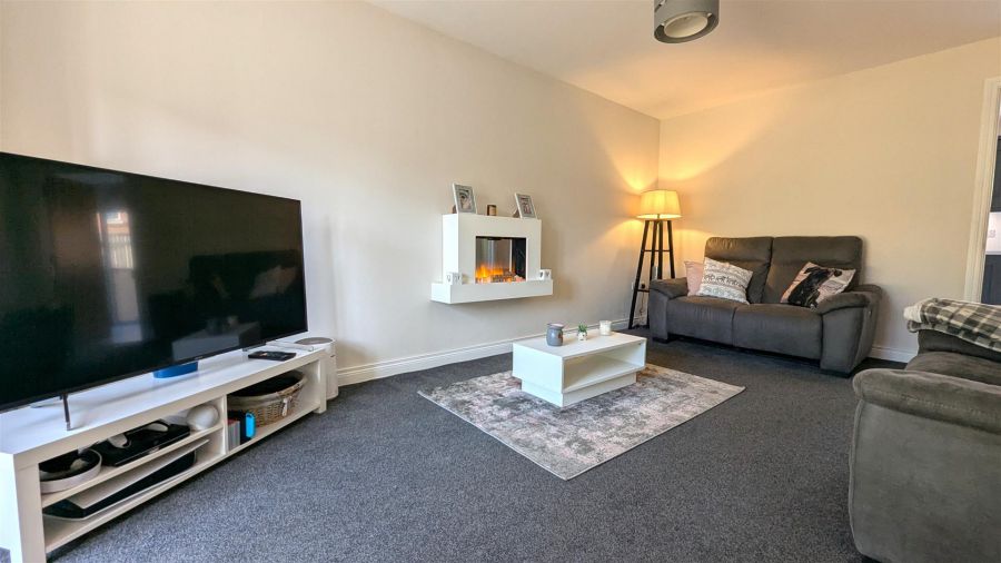 12 Ballyveigh Mews