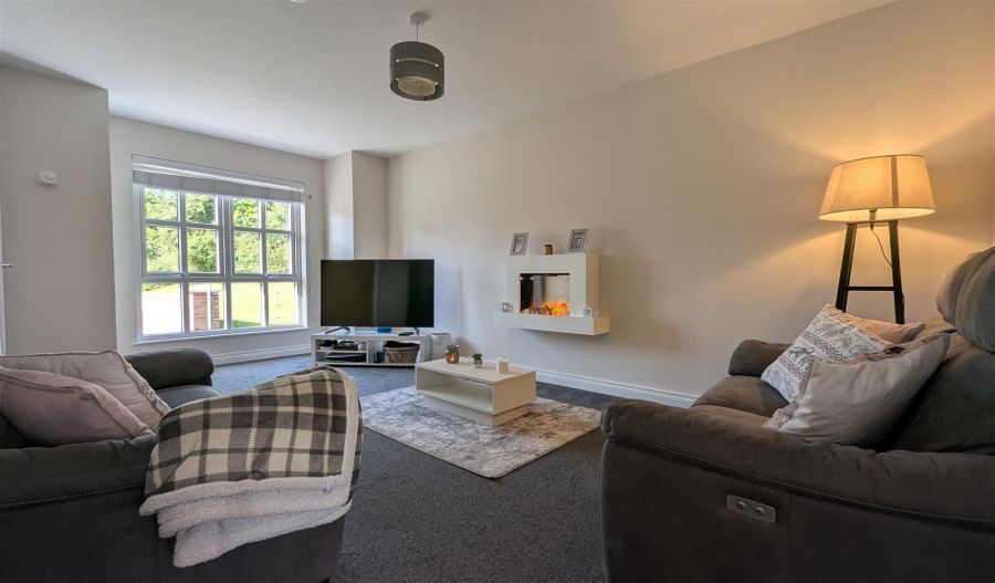 12 Ballyveigh Mews