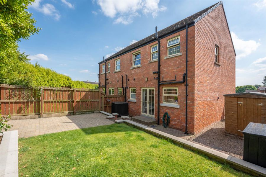 26 Grange Manor