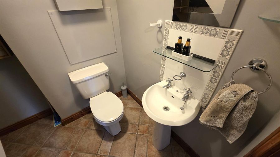 4 Greenvale Park Dale