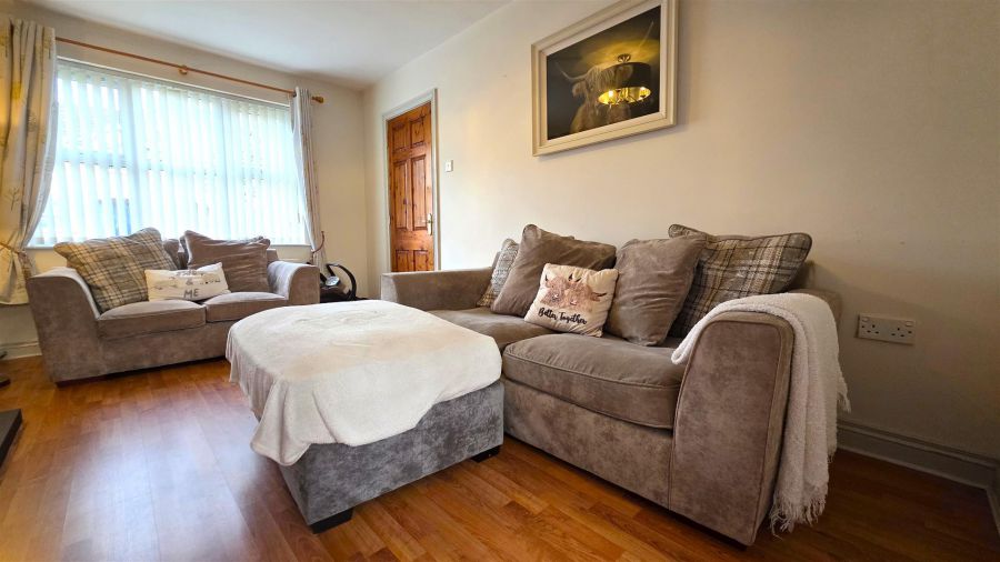 4 Greenvale Park Dale