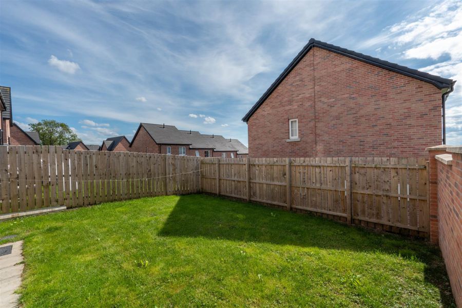 28 Ballyveigh Crescent