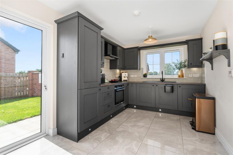 28 Ballyveigh Crescent