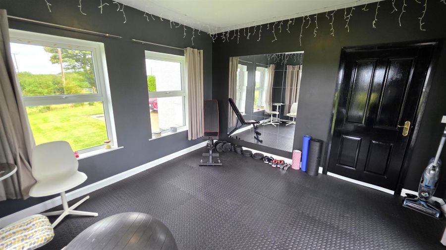 121 Castlecat Road 121 Castlecat Road