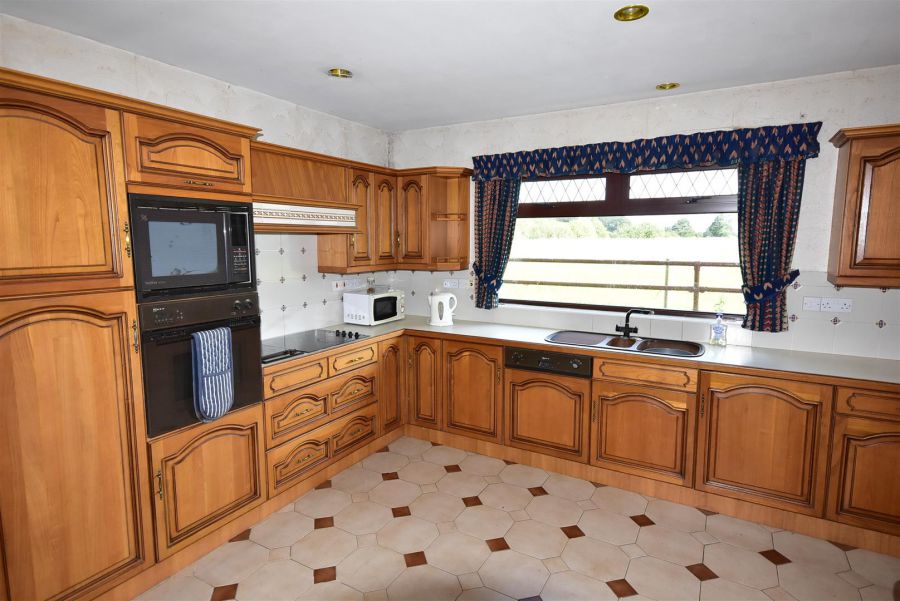 32 Loughanmore Road