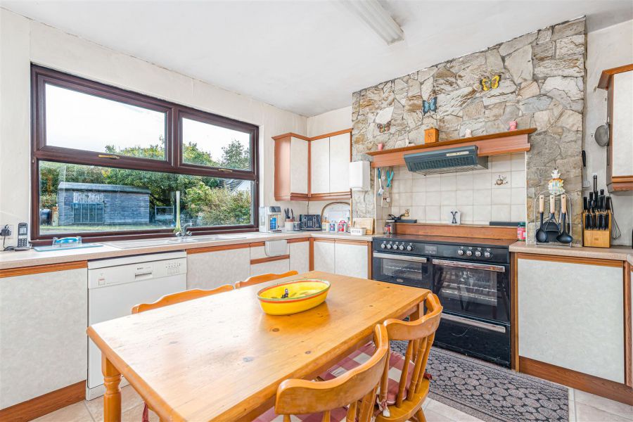 19 Ballycraigy Road
