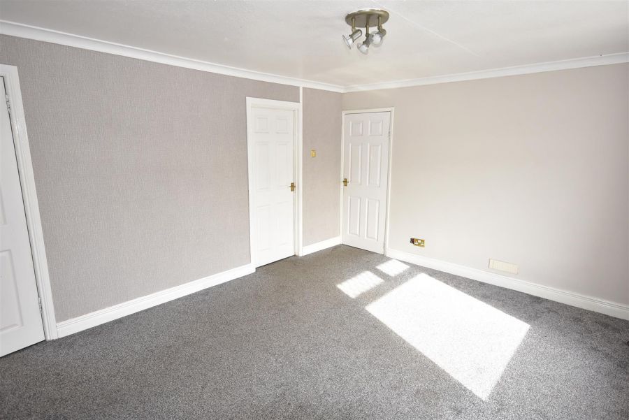 17B Greenpark Drive