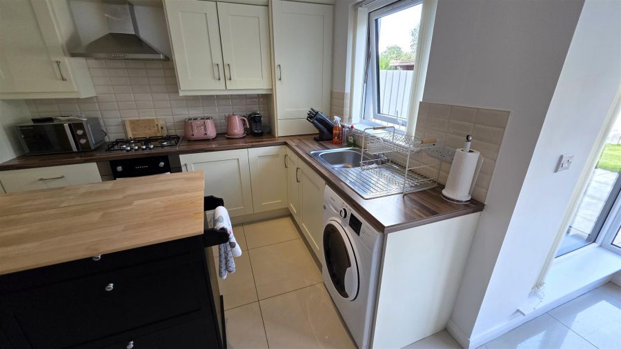 10 Bedford Meadows