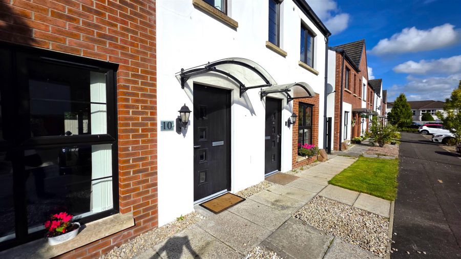 10 Bedford Meadows