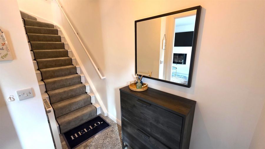 10 Bedford Meadows