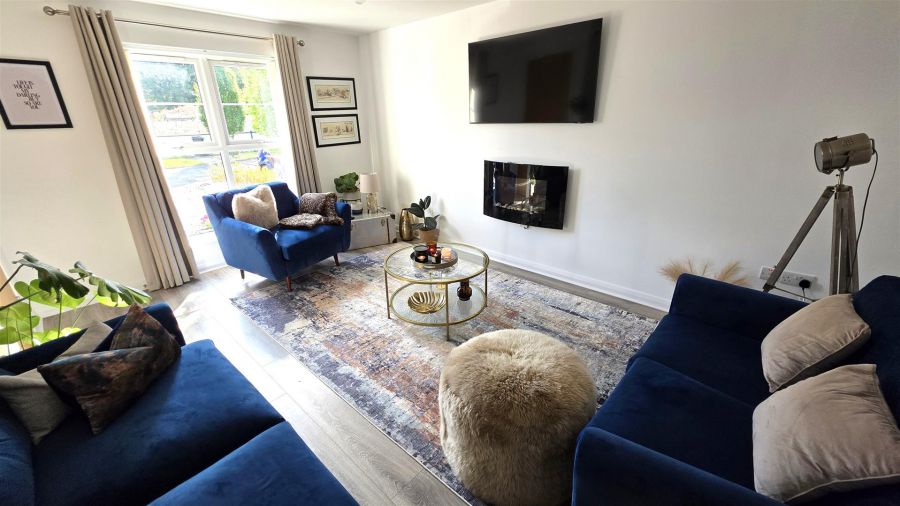 10 Bedford Meadows