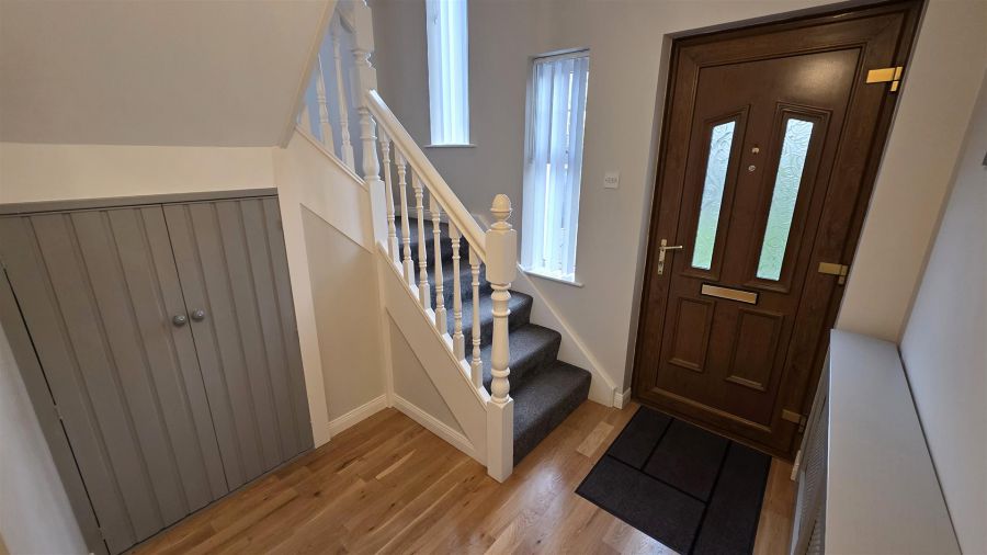 19 Edgewood Court
