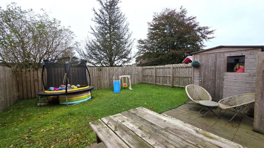 7 Foxton Wood Square
