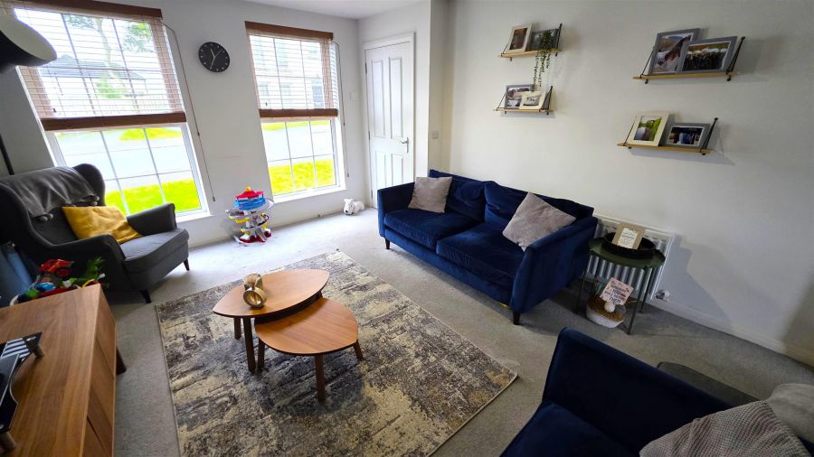 7 Foxton Wood Square