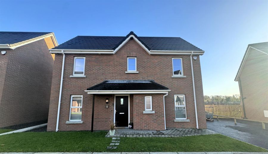 12 Belmont Hall Dale