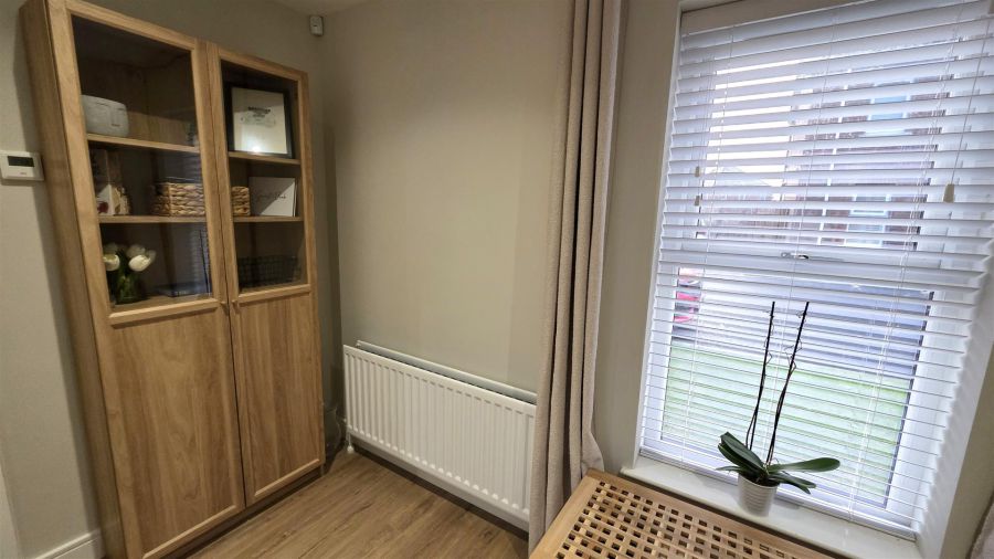 12 Belmont Hall Dale