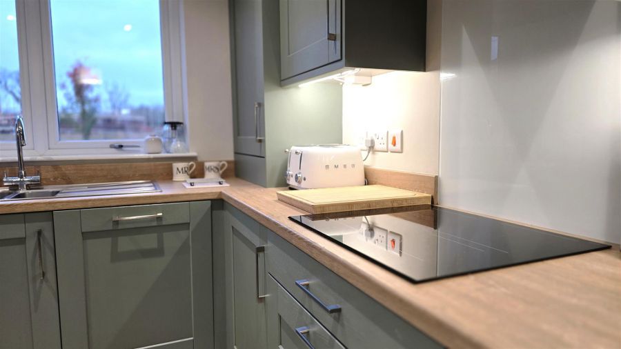 12 Belmont Hall Dale