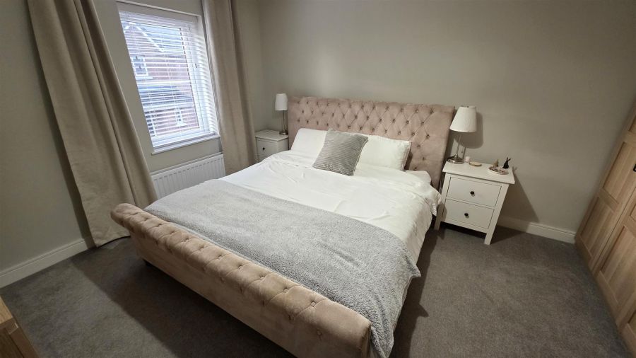 12 Belmont Hall Dale