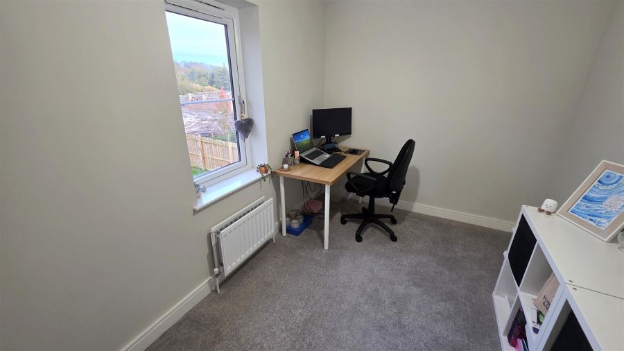 12 Belmont Hall Dale