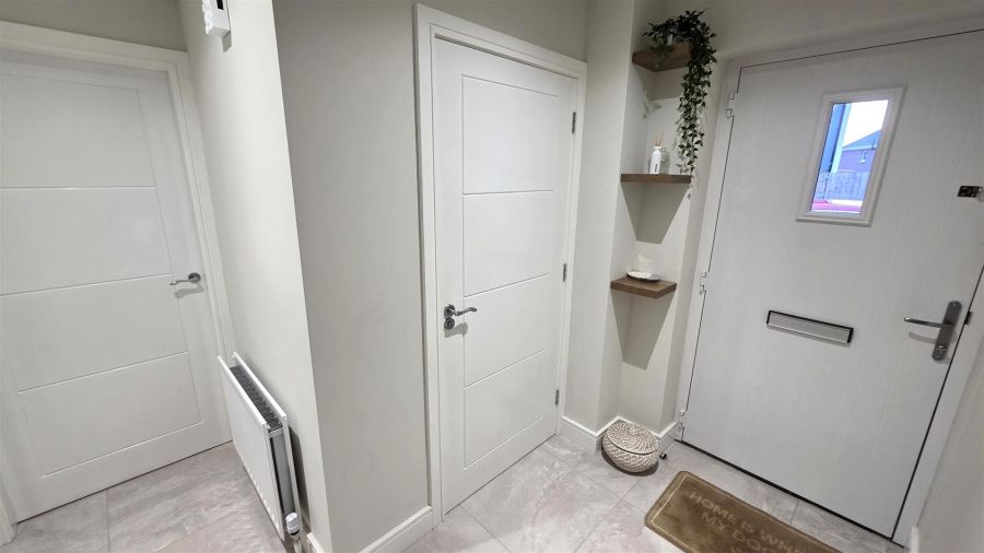 12 Belmont Hall Dale