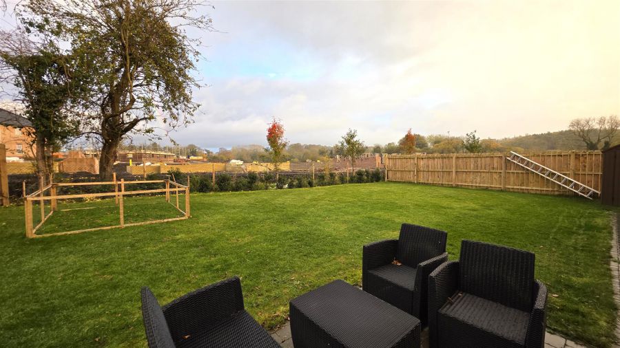 12 Belmont Hall Dale