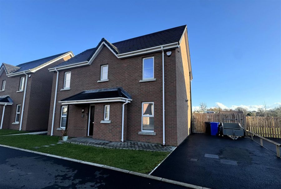 12 Belmont Hall Dale